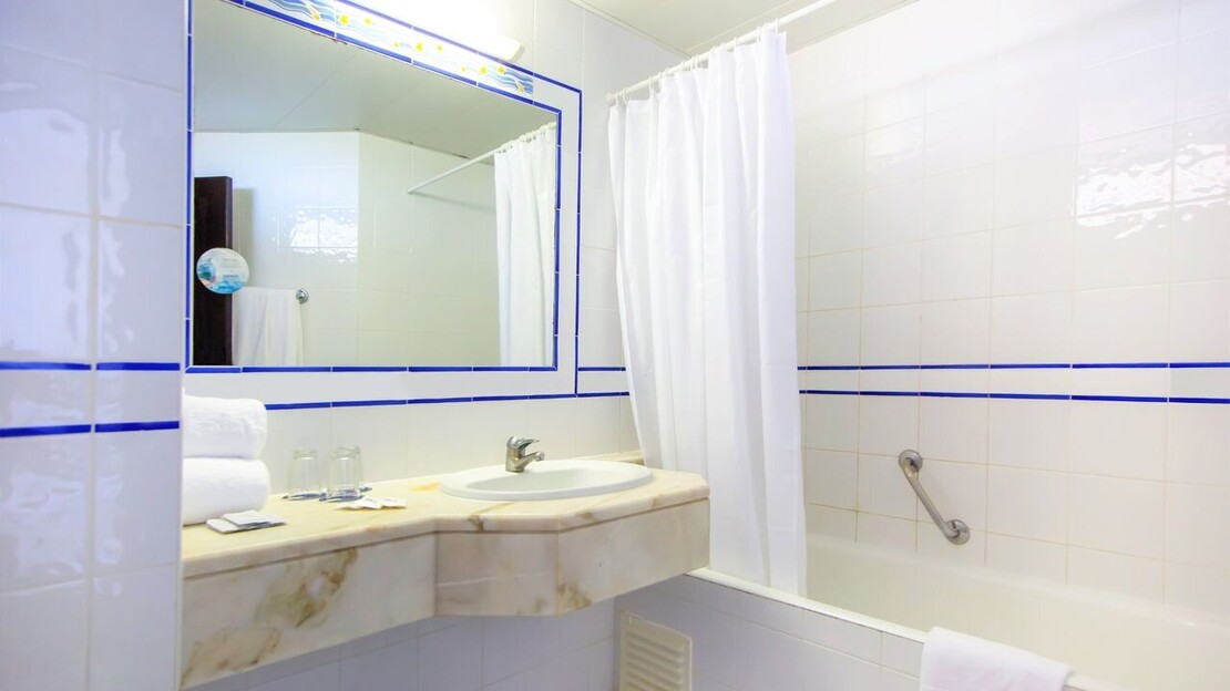 Auramar Beach Resort